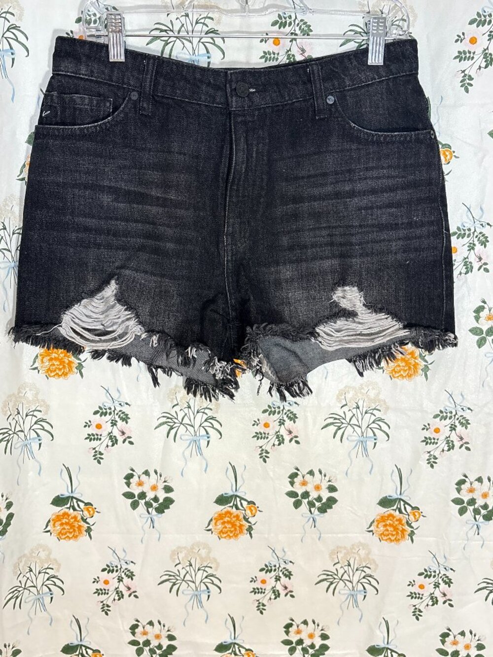 KanCan Black Distressed Cutoff Denim Shorts Size 9/28 | 100% Cotton
